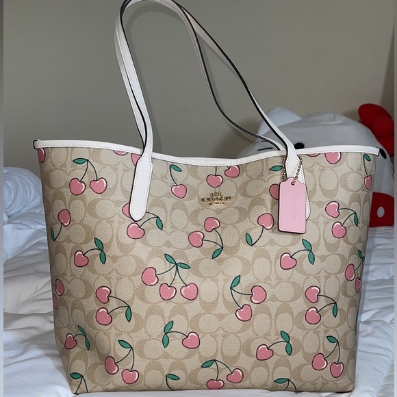 Coach Bags Coach City Tote In Signature Canvas With Heart Cherry